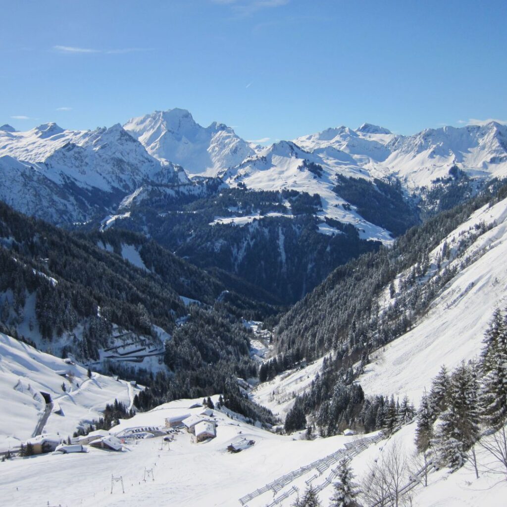 Snow-covered peaks and valleys in the Austrian Alps
