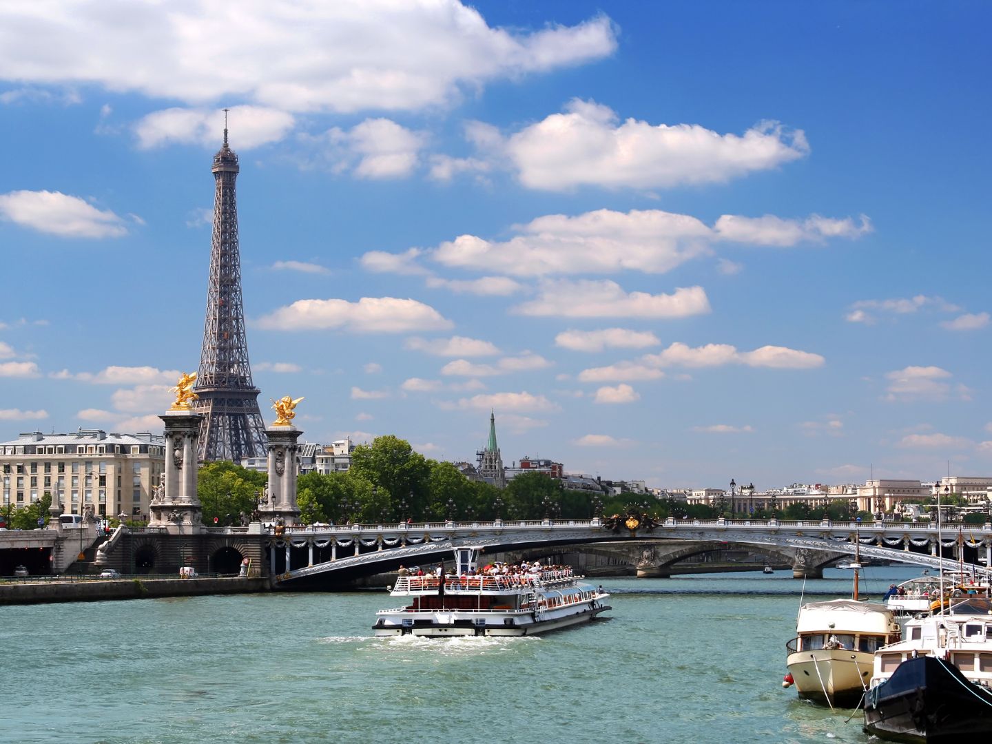 PARIS (Seine River)